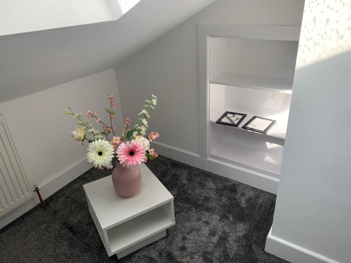 Kunda House Galton Bridge 호텔 버밍엄 외부 사진